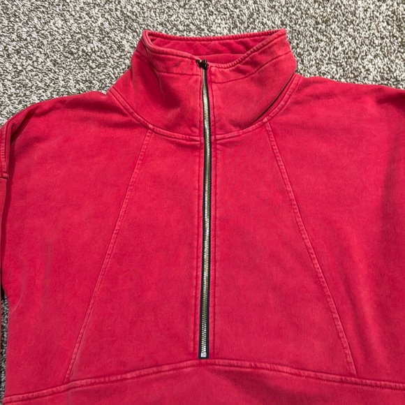 Women’s large red sweatshirt - Picture 2 of 5